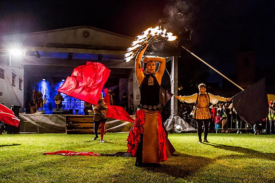 Fest der fünfblättrigen Rose ®, Český Krumlov, Freitag 22. 6. 2018