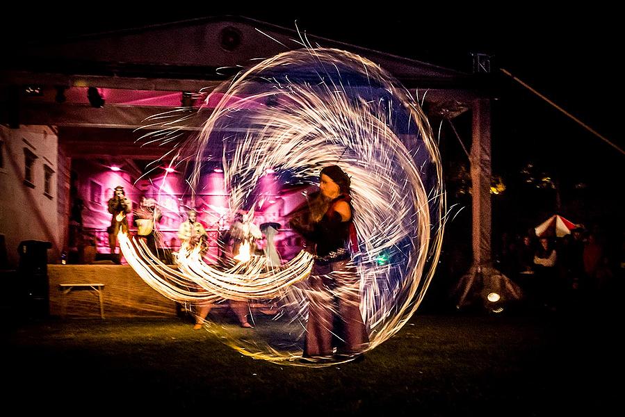 Fest der fünfblättrigen Rose ®, Český Krumlov, Freitag 22. 6. 2018