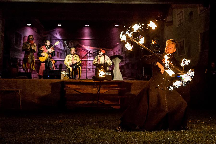 Fest der fünfblättrigen Rose ®, Český Krumlov, Freitag 22. 6. 2018