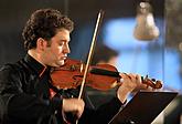 Miroslav Ambroš (violin) and Jaroslaw Nadrzycki (violin), South Czech Philharmonic, Jan Kučera (conductor), Internationales Musikfestival Český Krumlov 24.7.2018, Quelle: Auviex s.r.o., Foto: Libor Sváček