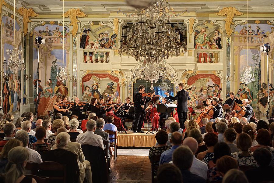 Miroslav Ambroš (housle) a Jaroslaw Nadrzycki (housle), Jihočeská filharmonie, Jan Kučera (dirigent), Mezinárodní hudební festival Český Krumlov 24.7.2018