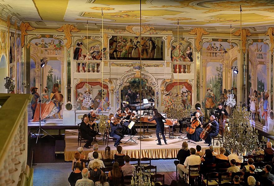 Amin Ghafari (violin), Suk Chamber Orchestra, Nikol Kraft (conductor), International Music Festival Český Krumlov 8.8.2018