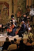 Amin Ghafari (violin), Suk Chamber Orchestra, Nikol Kraft (conductor), International Music Festival Český Krumlov 8.8.2018, source: Auviex s.r.o., photo by: Libor Sváček