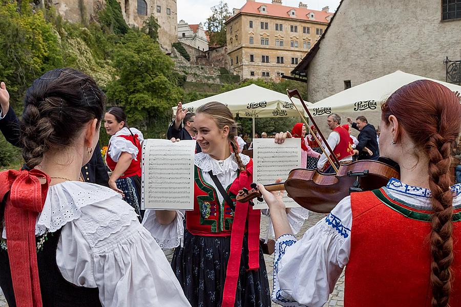 Saint Wenceslas Celebrations and International Folk Music Festival 2018 in Český Krumlov, Friday 28th September 2018