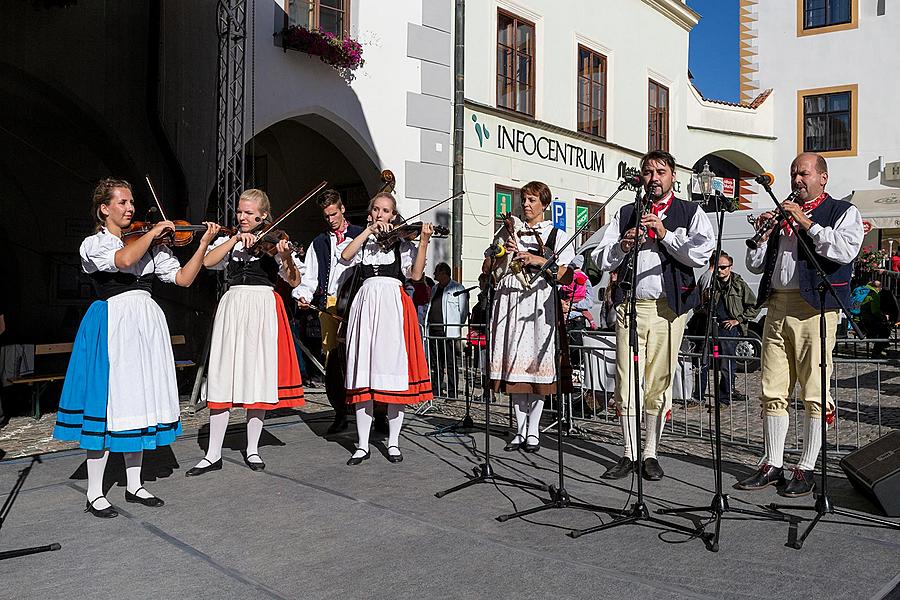 Svatováclavské slavnosti a Mezinárodní folklórní festival 2018 v Českém Krumlově, sobota 29. září 2018