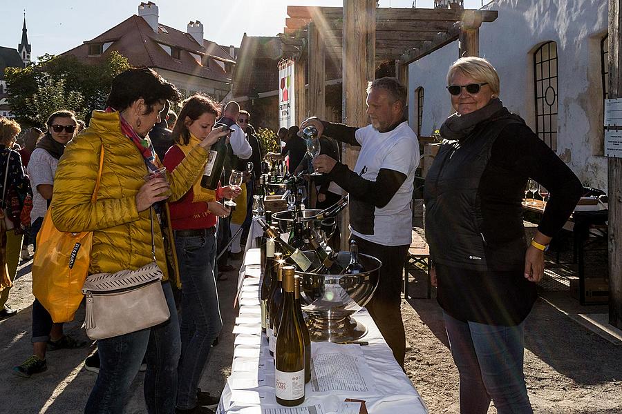 Saint Wenceslas Celebrations and International Folk Music Festival 2018 in Český Krumlov, Saturday 29th September 2017