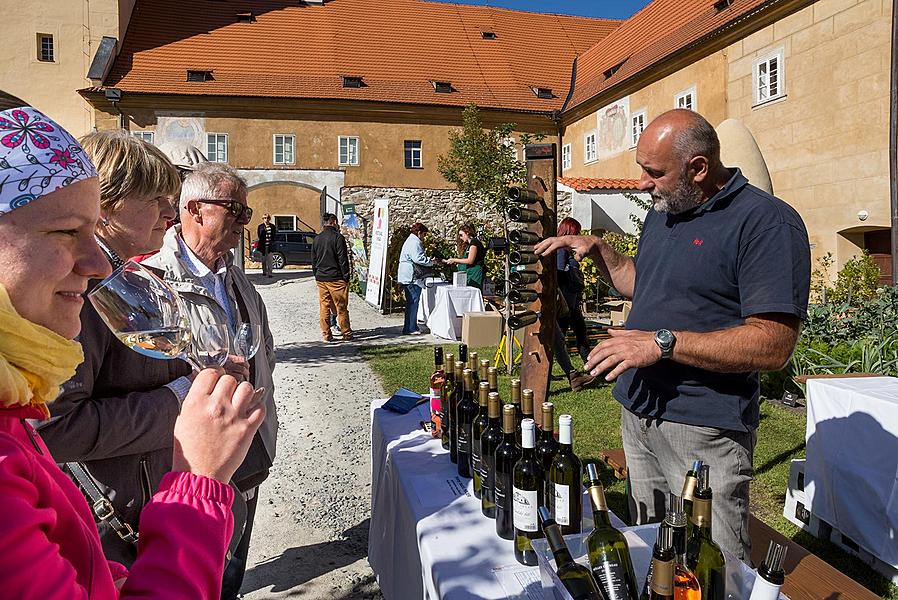 Saint Wenceslas Celebrations and International Folk Music Festival 2018 in Český Krumlov, Saturday 29th September 2017