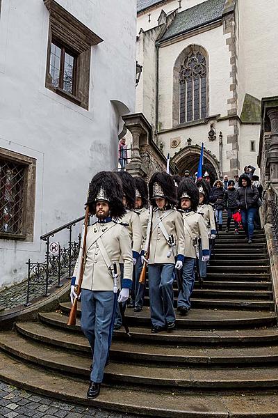 Oslava 100 let republiky v Českém Krumlově, Schwarzenberská granátnická garda - slavnostní kirchparáda a mše svatá v kostele sv. Víta, 28.10.2018