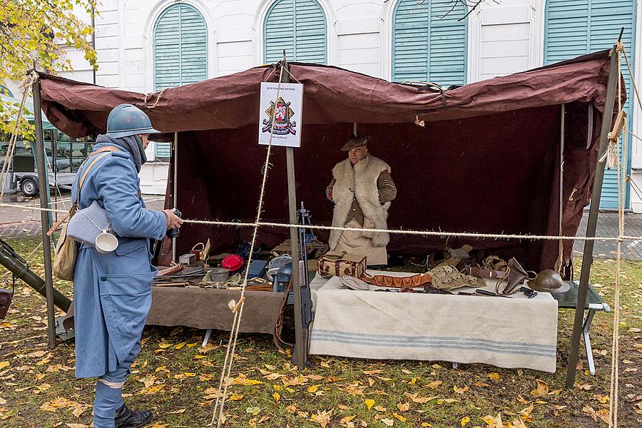 Oslava 100 let republiky v Českém Krumlově, Vojáci velké války v Českém Krumlově - park za Městským divadlem Český Krumlov, 28.10.2018