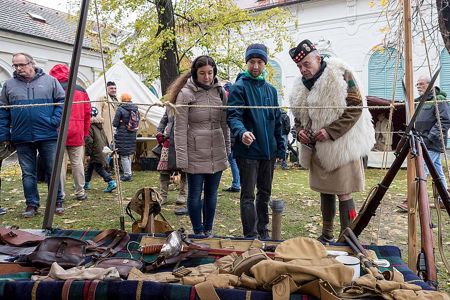 Oslava 100 let republiky v Českém Krumlově, Vojáci velké války v Českém Krumlově - park za Městským divadlem Český Krumlov, 28.10.2018