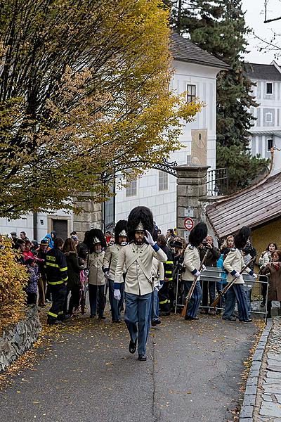 Oslava 100 let republiky v Českém Krumlově, Schwarzenberská granátnická garda - slavnostní salva nad městem, 28.10.2018