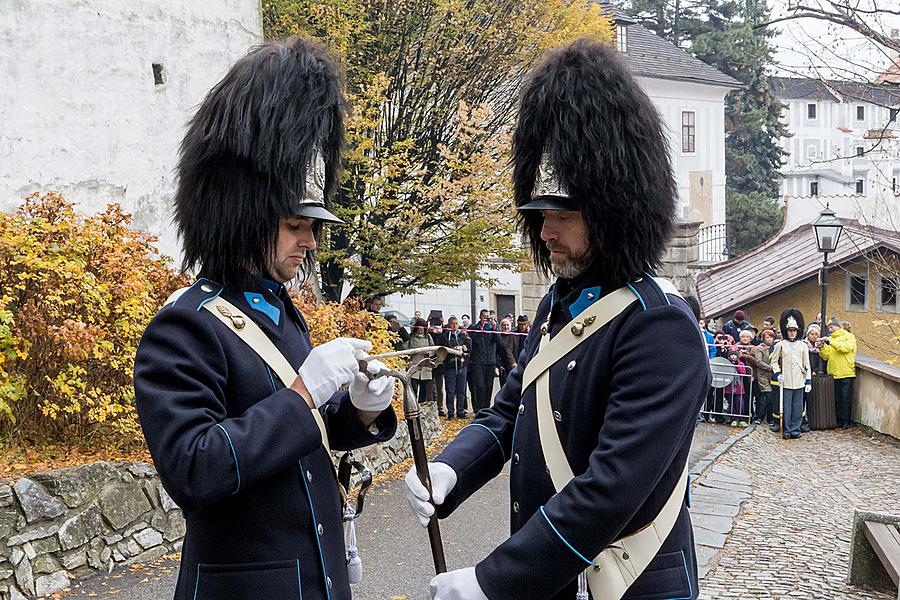 Oslava 100 let republiky v Českém Krumlově, Schwarzenberská granátnická garda - slavnostní salva nad městem, 28.10.2018