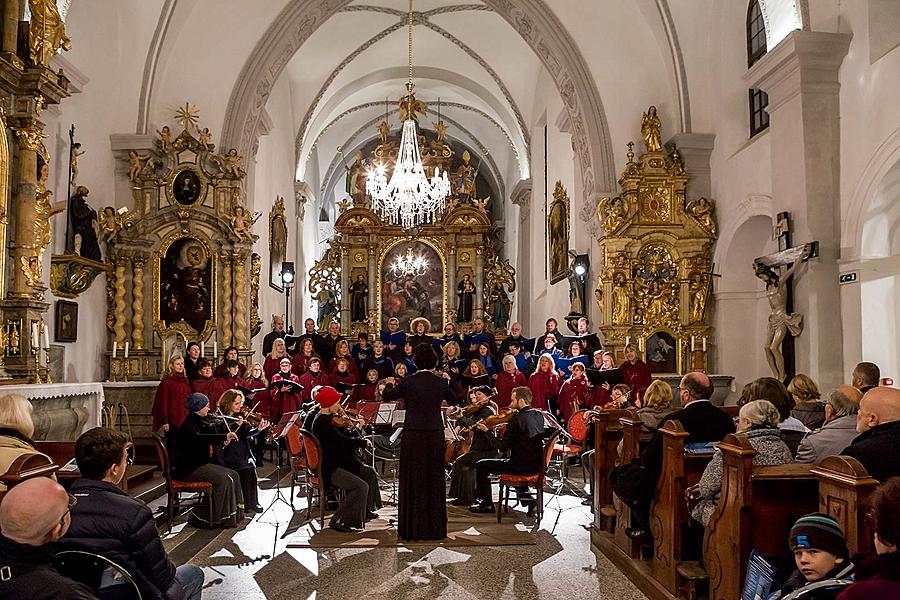 Oslava 100 let republiky v Českém Krumlově, slavnostní koncert 100 let od rozeznění varhan klášterního kostela českou státní hymnou, 28.10.2018