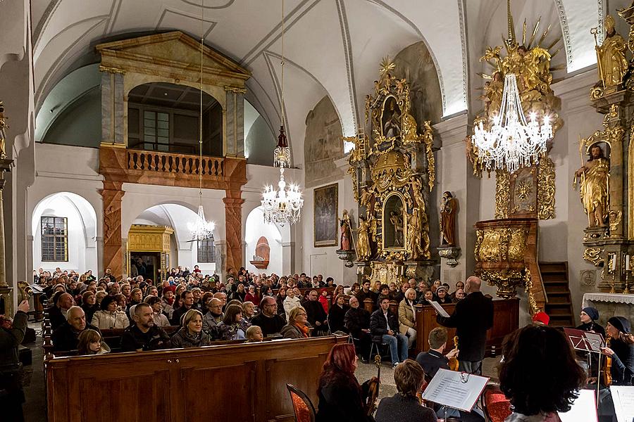 Oslava 100 let republiky v Českém Krumlově, slavnostní koncert 100 let od rozeznění varhan klášterního kostela českou státní hymnou, 28.10.2018