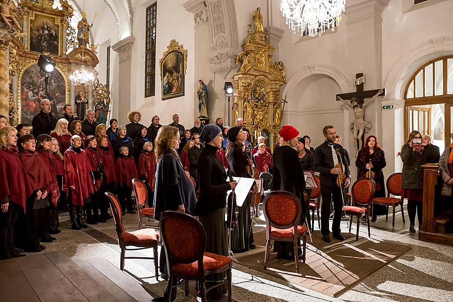 Oslava 100 let republiky v Českém Krumlově, slavnostní koncert 100 let od rozeznění varhan klášterního kostela českou státní hymnou, 28.10.2018