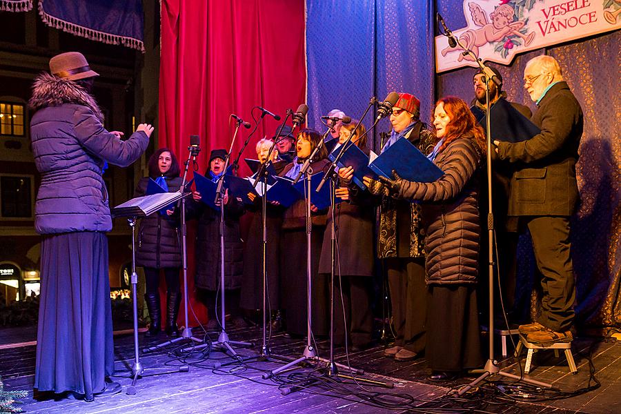 1. adventní neděle - hudebně poetické otevření Adventu spojené s rozsvícením vánočního stromu, Český Krumlov 2.12.2018