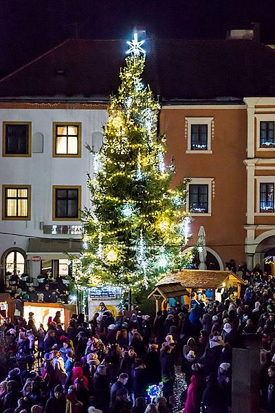 1. Adventssontag - Musikalisch-poetische Eröffnung des Advents Verbunden mit der Beleuchtung des Weihnachtsbaums, Český Krumlov 2.12.2018