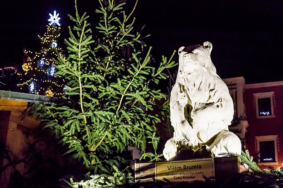 1. adventní neděle - hudebně poetické otevření Adventu spojené s rozsvícením vánočního stromu, Český Krumlov 2.12.2018