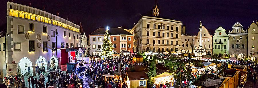 1st Advent Sunday - Music- and Poetry-filled Advent Opening and Lighting of the Christmas Tree, Český Krumlov, Český Krumlov 2.12.2018