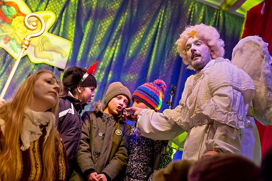 St. Nicholas Present Distribution 5.12.2018, Advent and Christmas in Český Krumlov