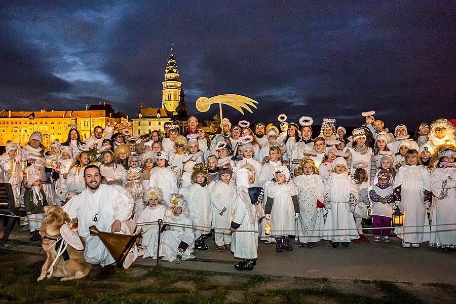 Andělský průvod městem Český Krumlov 7.12.2018