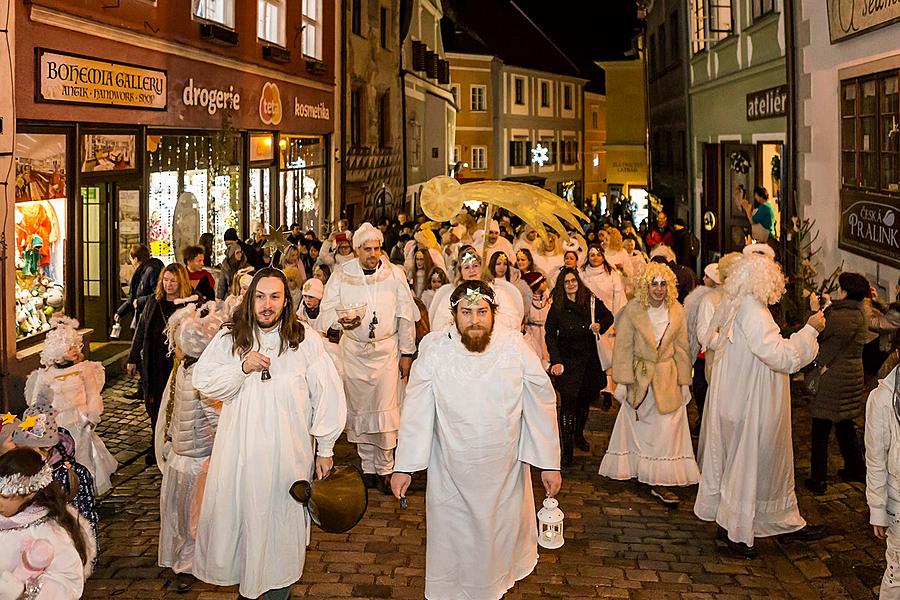 Andělský průvod městem Český Krumlov 7.12.2018