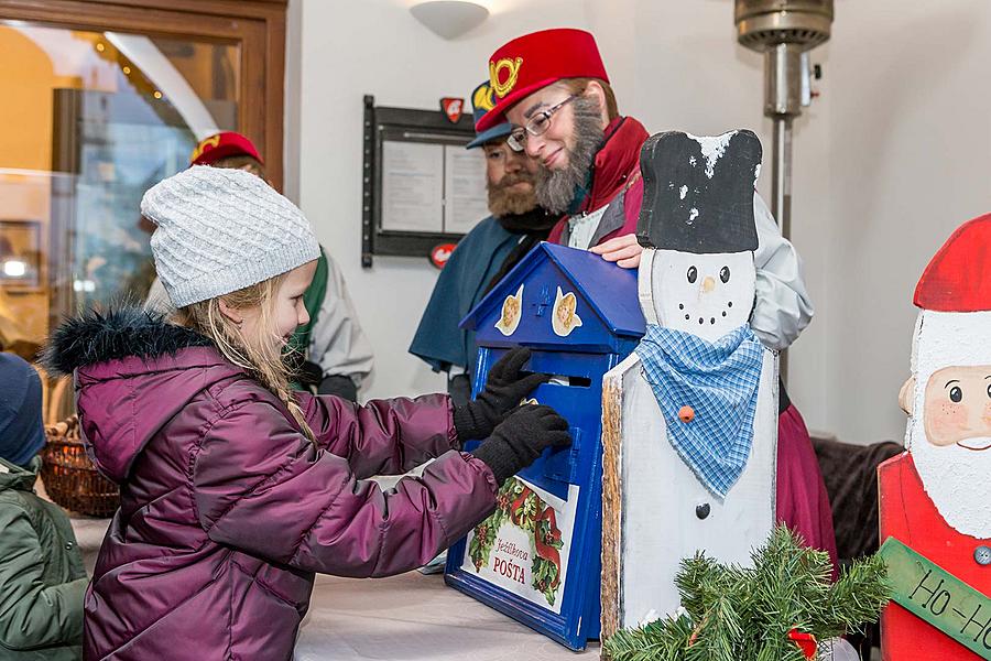 Baby Jesus Postal Office at U Zlatého Anděla and arrival of the White Lady, 9.12.2018