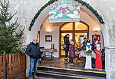 Baby Jesus Postal Office at U Zlatého Anděla and arrival of the White Lady, 9.12.2018, photo by: Lubor Mrázek