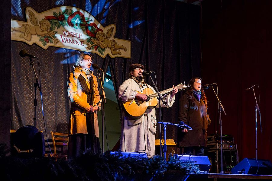 Baby Jesus Postal Office at U Zlatého Anděla and arrival of the White Lady, 9.12.2018