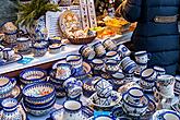 Mini-Weihnachtsmarkt im altböhmischen Stil auf dem Hauptplatz, Český Krumlov, Dezember 2018, Foto: Lubor Mrázek