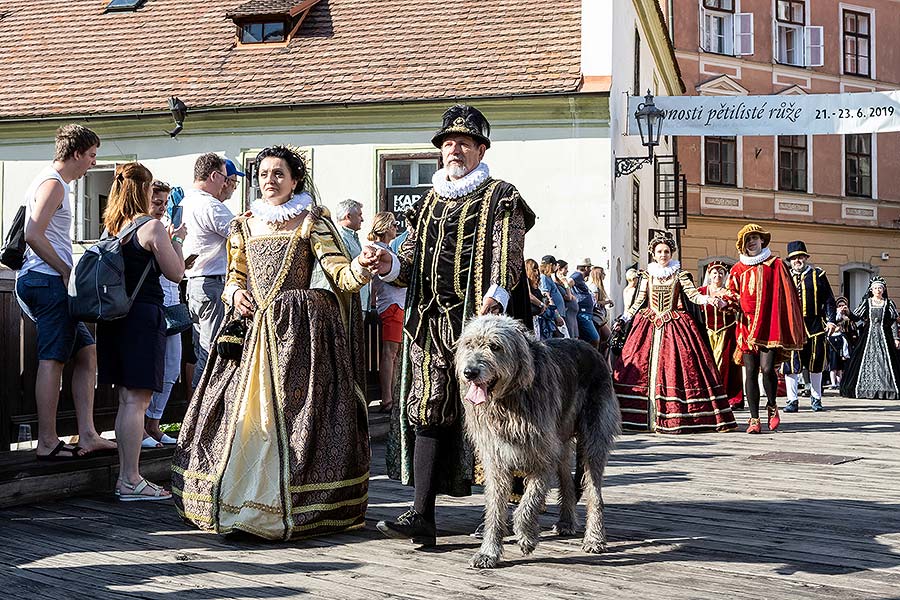 Fest der fünfblättrigen Rose ®, Český Krumlov, Freitag 21. 6. 2019