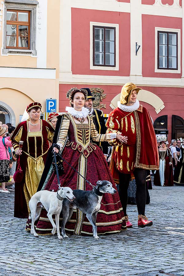 Fest der fünfblättrigen Rose ®, Český Krumlov, Freitag 21. 6. 2019