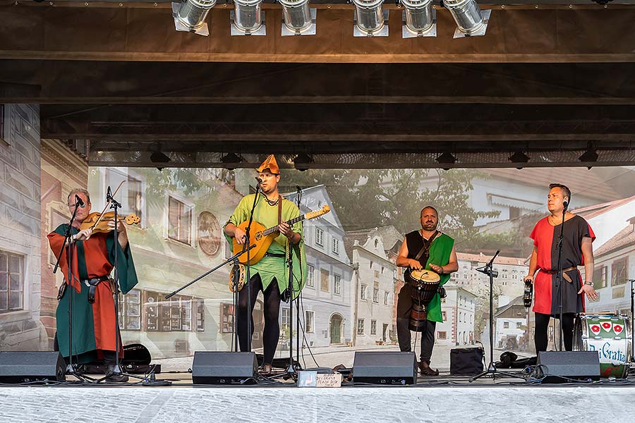 Fest der fünfblättrigen Rose ®, Český Krumlov, Freitag 21. 6. 2019