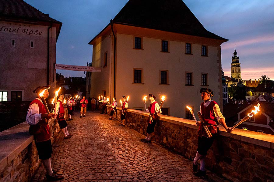 Fest der fünfblättrigen Rose ®, Český Krumlov, Freitag 21. 6. 2019