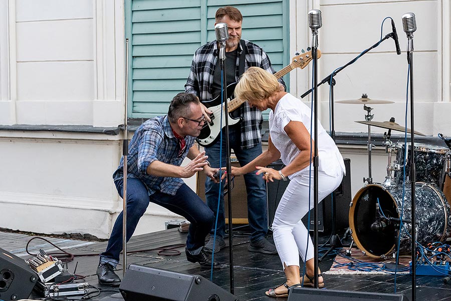 Charlie Slavík Revue & The Rhythm Girls - Jazz above the Vltava river, 2.7.2019, Chamber Music Festival Český Krumlov - 33rd Anniversary