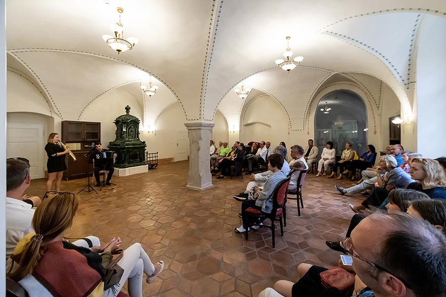 Štěpánka Šediváková (Saxophon), Filip Kratochvíl (Akkordeon), 7.7.2019, Kammermusikfestival Český Krumlov - 33. Jahrgang