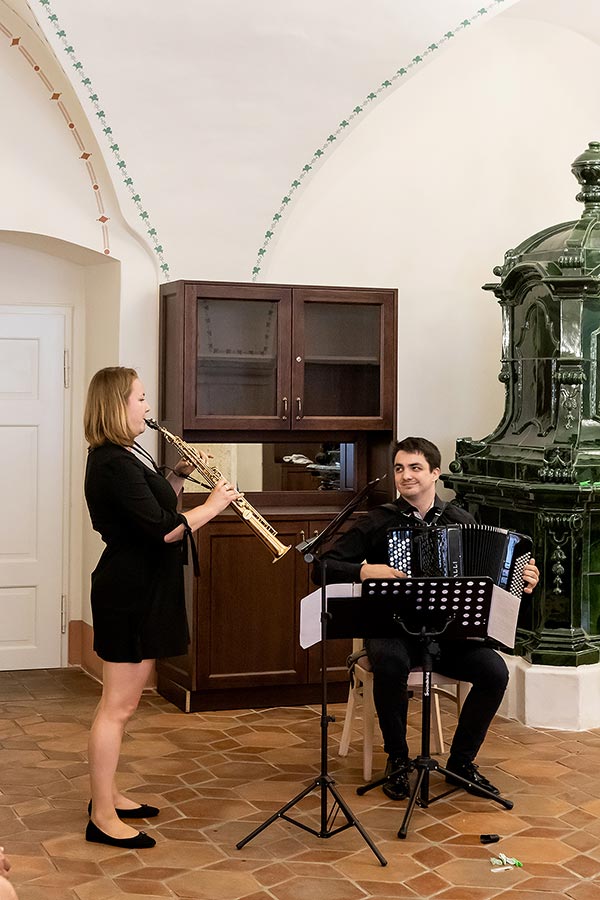 Štěpánka Šediváková (saxofon), Filip Kratochvíl (akordeon), 7.7.2019, Festival komorní hudby Český Krumlov - 33. ročník