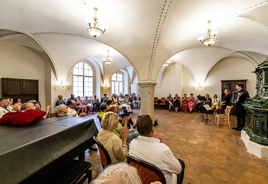 Štěpánka Šediváková (saxophone), Filip Kratochvíl (accordion), 7.7.2019, Chamber Music Festival Český Krumlov - 33rd Anniversary