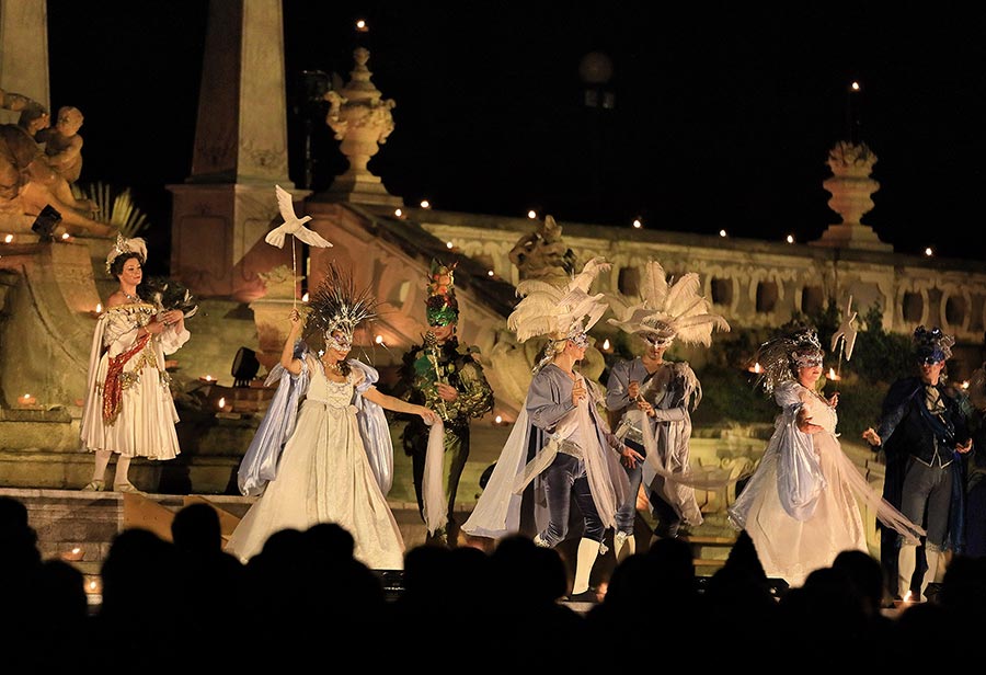 Venuše a živly: Hudba a tanec doby Krále Slunce (zahajovací galavečer s barokní iluminací), 19.7.2019, Mezinárodní hudební festival Český Krumlov