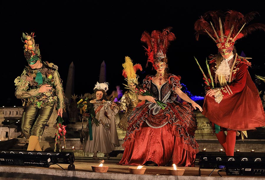 Venuše a živly: Hudba a tanec doby Krále Slunce (zahajovací galavečer s barokní iluminací), 19.7.2019, Mezinárodní hudební festival Český Krumlov