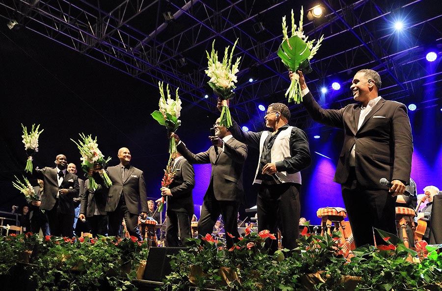 Take 6 /American vocal sextet/ – modern gospel with jazz, soul, funk, R&B and pop North Czech Philharmonic Teplice, 20.7.2019, Internationales Musikfestival Český Krumlov