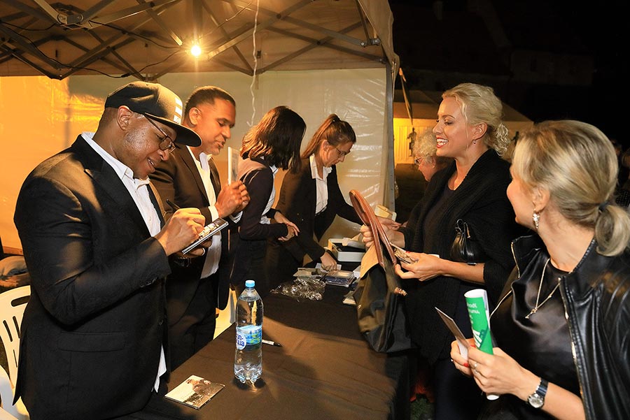 Take 6 /American vocal sextet/ – modern gospel with jazz, soul, funk, R&B and pop North Czech Philharmonic Teplice, 20.7.2019, Internationales Musikfestival Český Krumlov