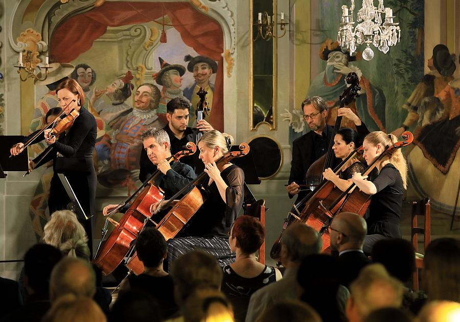 Vahid Khadem-Missagh (dirigent, housle), Allegro Vivo Chamber Orchestra, 1.8.2019, Mezinárodní hudební festival Český Krumlov