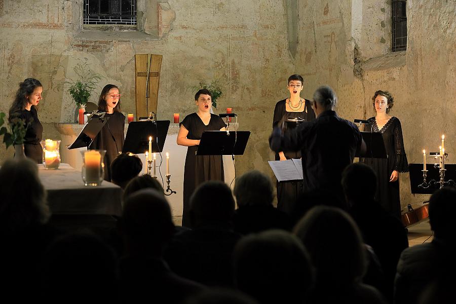 Schola Benedicta – večer duchovní hudby s recitací, 4.8.2019, Mezinárodní hudební festival Český Krumlov