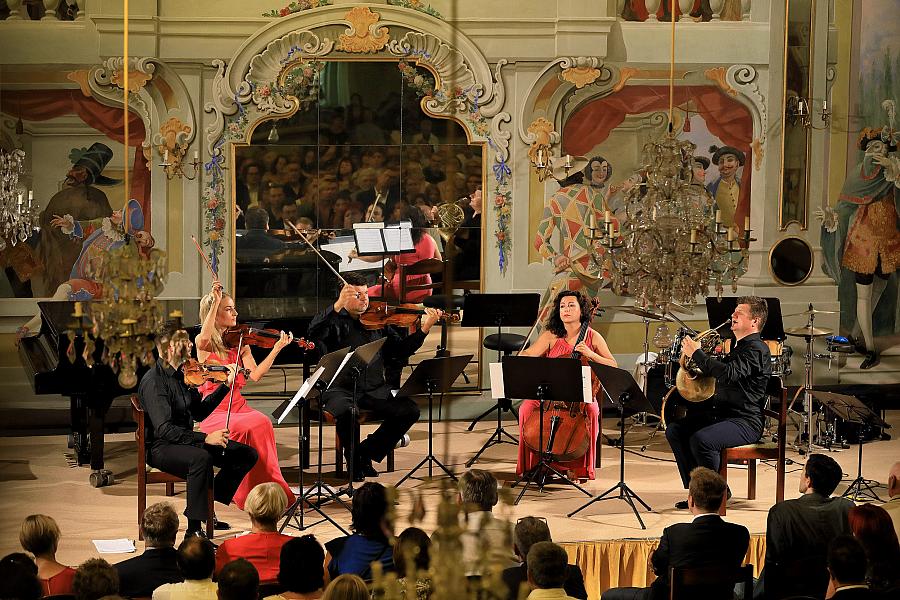 Radek Baborák (French horn), Miriam Rodriguez Brüllová (guitar), Baborák Ensemble, 8.8.2019, International Music Festival Český Krumlov