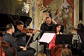 Radek Baborák (lesní roh), Miriam Rodriguez Brüllová (kytara), Baborák Ensemble, 8.8.2019, Mezinárodní hudební festival Český Krumlov, foto: Libor Sváček