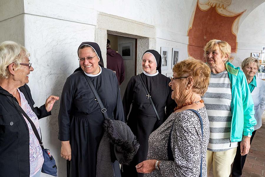 Slavnostní zpívaná mše u příležitosti svátku Povýšení sv. Kříže a svěcení zvonu v kapli na Křížové hoře 14.9.2019