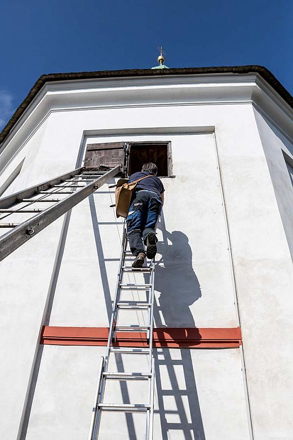 Slavnostní zpívaná mše u příležitosti svátku Povýšení sv. Kříže a svěcení zvonu v kapli na Křížové hoře 14.9.2019