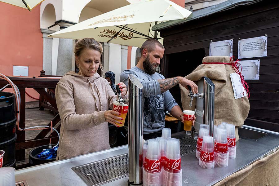 Svatováclavské slavnosti a Mezinárodní folklórní festival 2019 v Českém Krumlově, pátek 27. září 2019