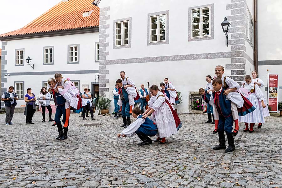 St.-Wenzels-Fest und Internationales Folklorefestival 2019 in Český Krumlov, Freitag 27. September 2019